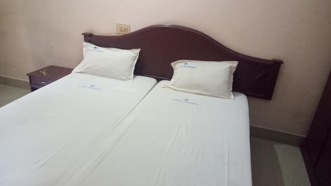 Hotel Nuhman Kondotty Buitenkant foto